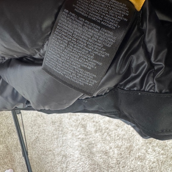 The North Face Black Insulated Coat with Faux Fur Trim - Picture 15 of 15